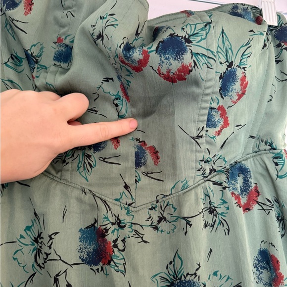 Free People Strapless Dress ASO Selena Gomez as Alex Russo in Wizards and Glee - Picture 10 of 15